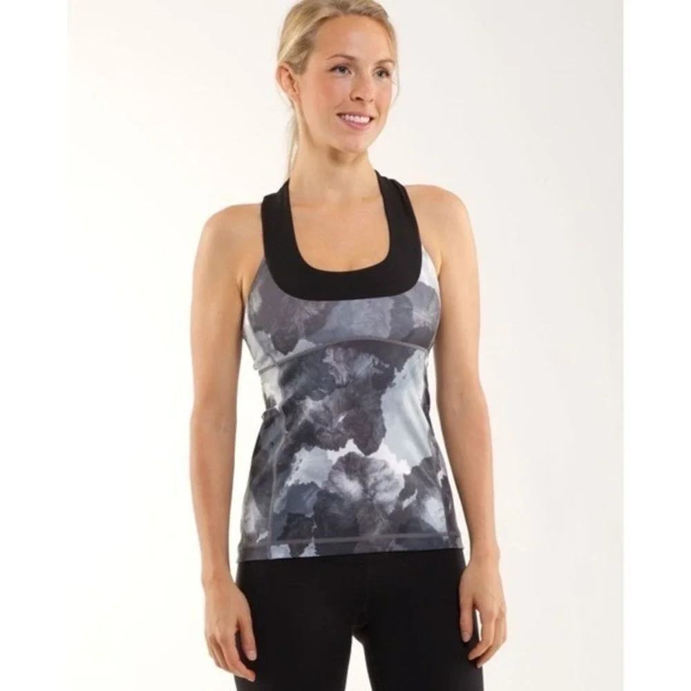 Lululemon Cool Racerback Tank Top Black Gray Cloud Print Built In Bra US‎ 4
